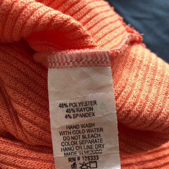 2/$30 FASHION NOVA Wanderlust Cropped Ribbed Hoodie - Picture 8 of 9